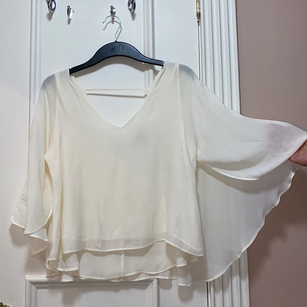 NWOT off white flowy blouse